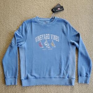NWT Vineyard Vines sweatshirt